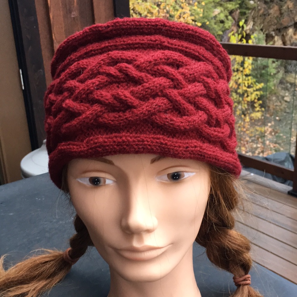 Hand Knit Cabled Pill Box Hat